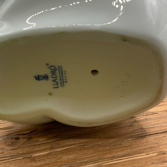 Lladró Vintage Angel Dreaming Porcelain Figurine - Picture 6 of 7